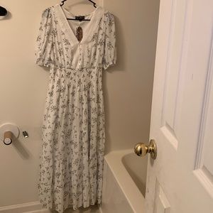 Maxi dress size small